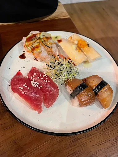 Carta de sushi i cuina japonesa de KRU